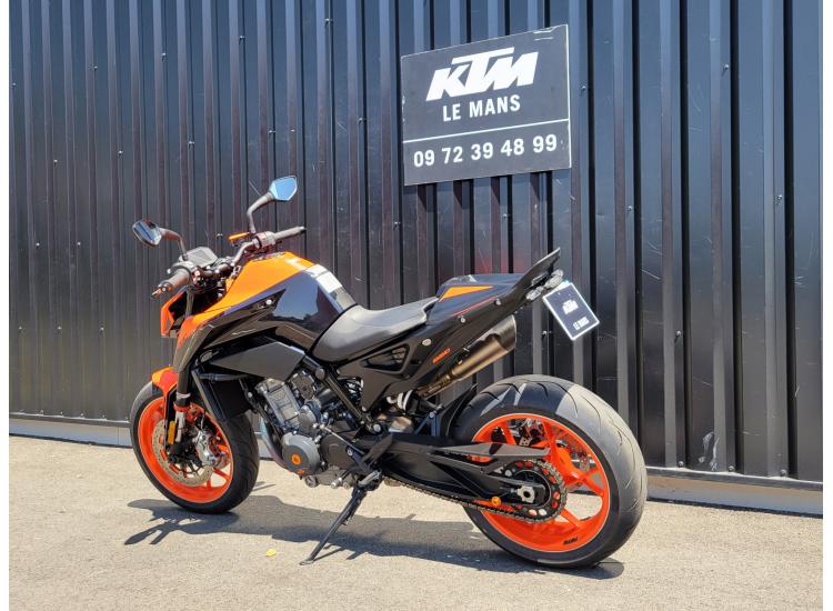 KTM 890 DUKE