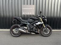 TRIUMPH STREET TRIPLE 675