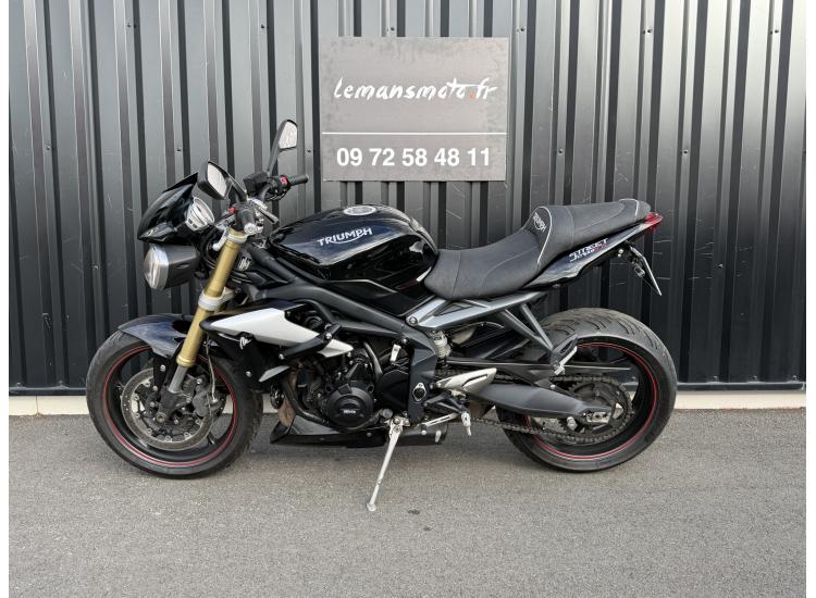 TRIUMPH STREET TRIPLE 675