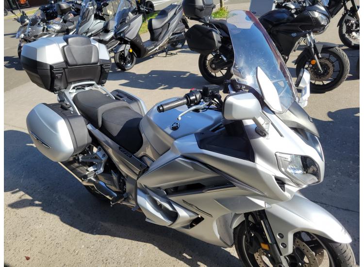 YAMAHA FJR 1300 AE