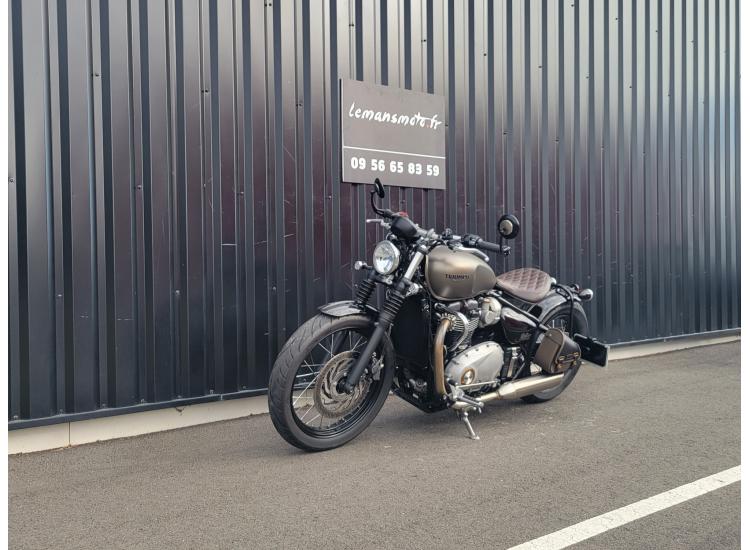 TRIUMPH Bonneville Bobber 1200