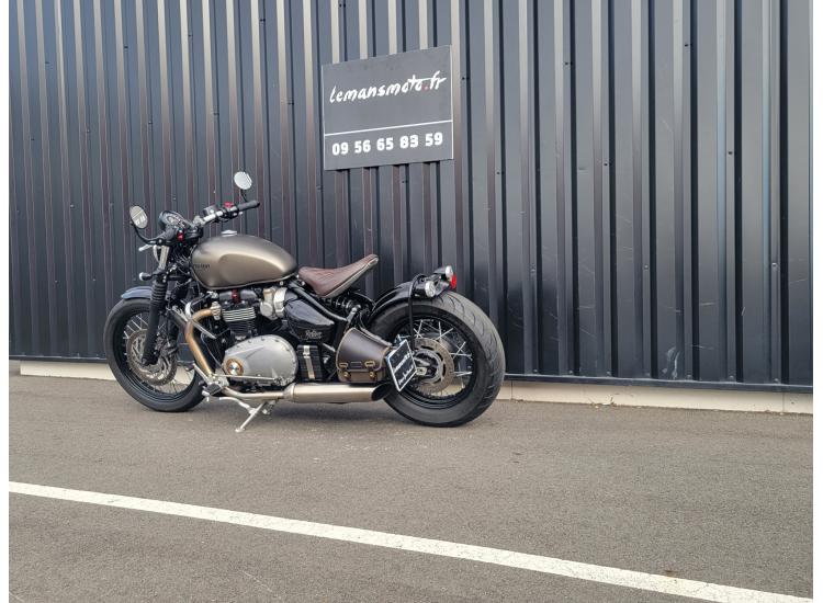 TRIUMPH Bonneville Bobber 1200