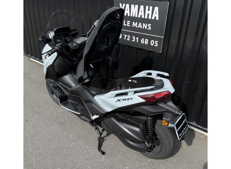 XMAX 300 TECH MAX +