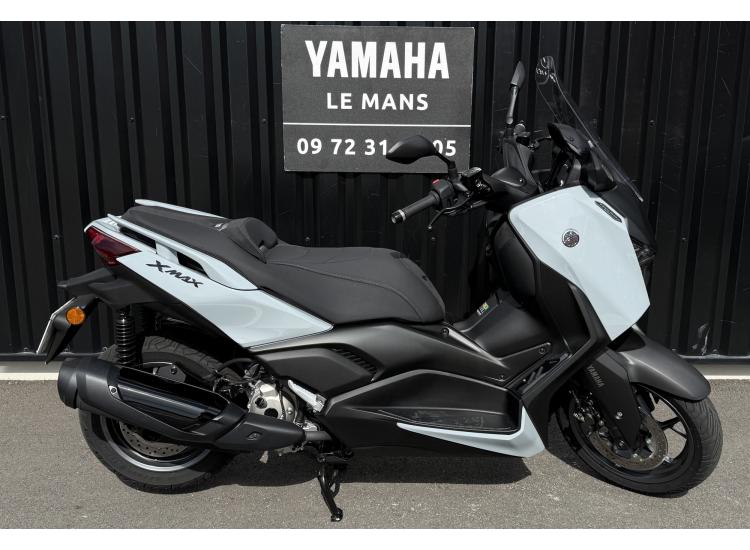 XMAX 300 TECH MAX +