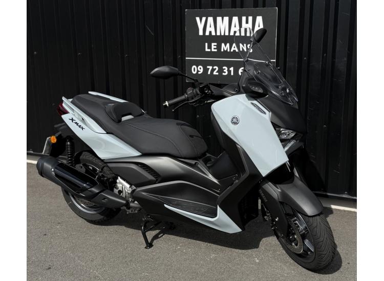 XMAX 300 TECH MAX +