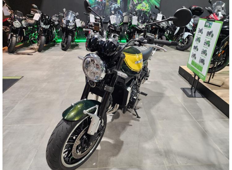 KAWASAKI Z900RS YELLOW BALL