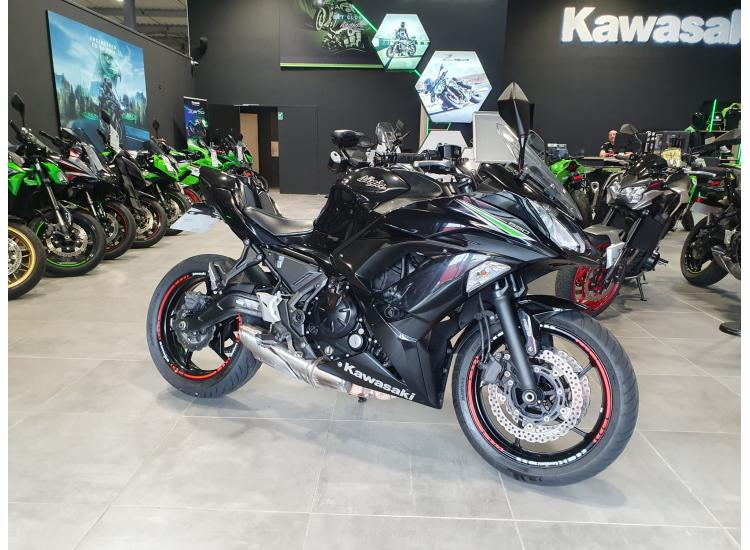 KAWASAKI NINJA 650 A2