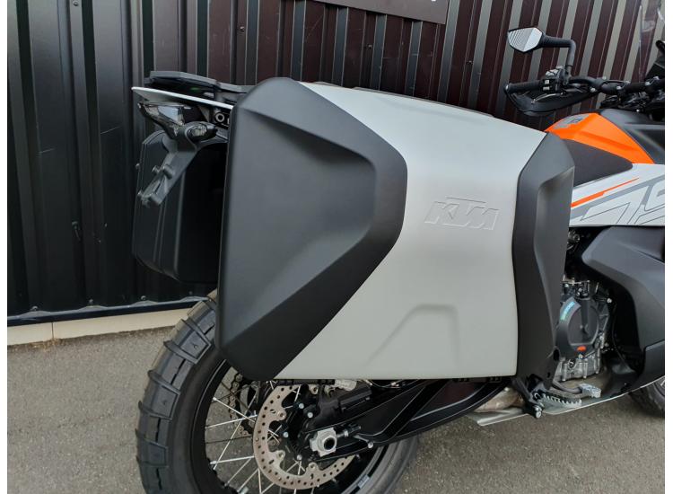 KTM 790 ADVENTURE 2024