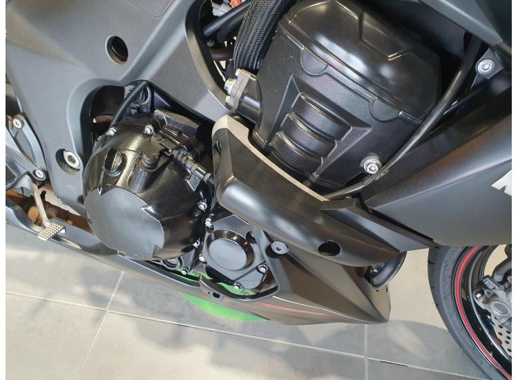 KAWASAKI Z1000 BLACK EDITION