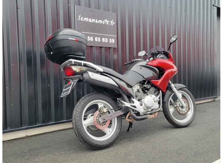 HONDA VARADERO 125 SEULEMENT 19065 KM