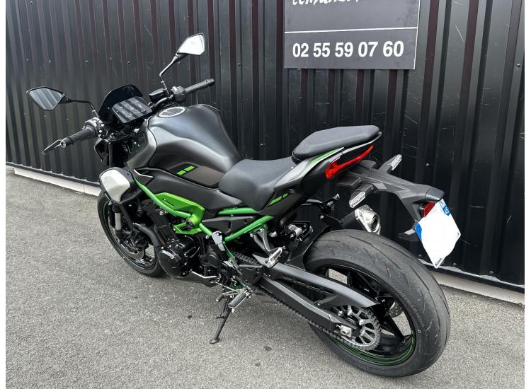 KAWASAKI Z 900