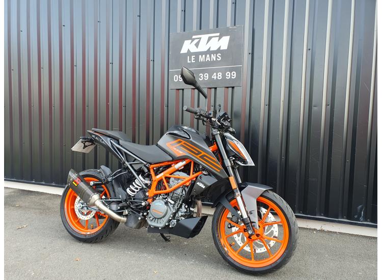 KTM 125 DUKE  SEULEMENT 2600 KILOMETRES