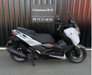 X-MAX 125 TECH MAX + XMAX 125