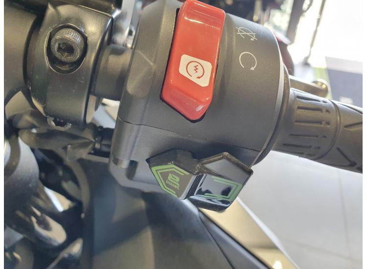 KAWASAKI NINJA 7 HYBRID