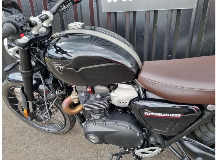 TRIUMPH SCRAMBLER 1200 X