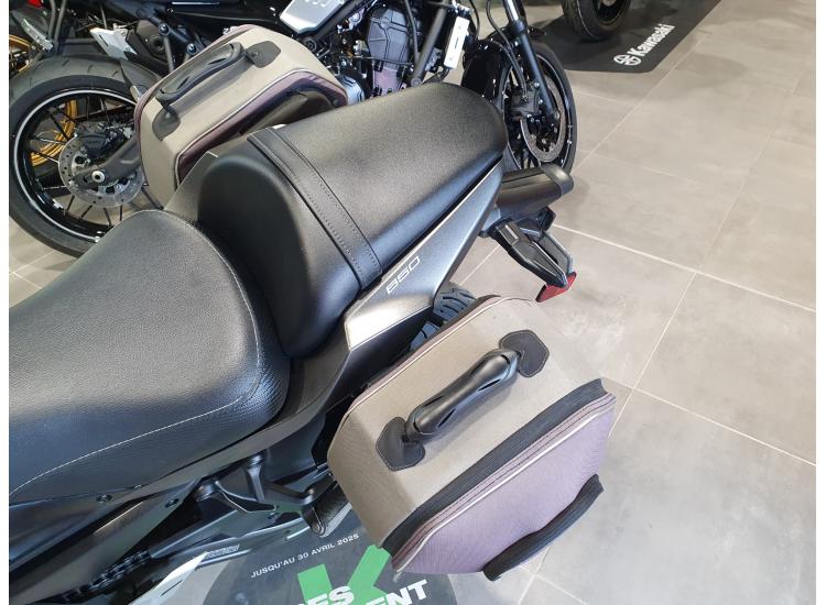 KAWASAKI NINJA 650 