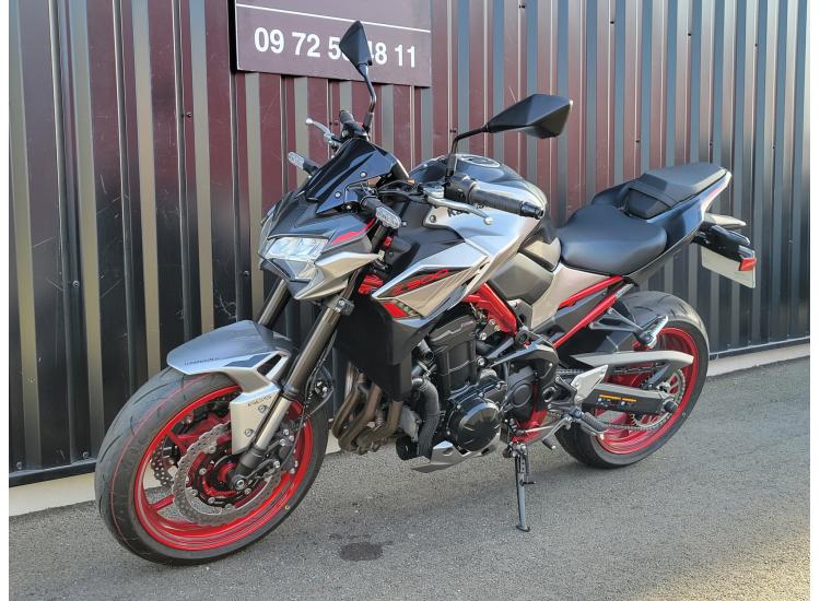 KAWASAKI Z 900
