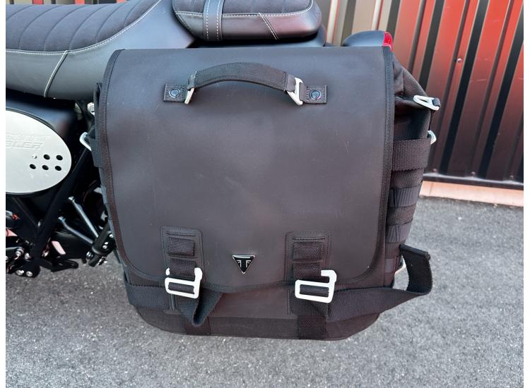 TRIUMPH STREET SCRAMBLER  900 A2